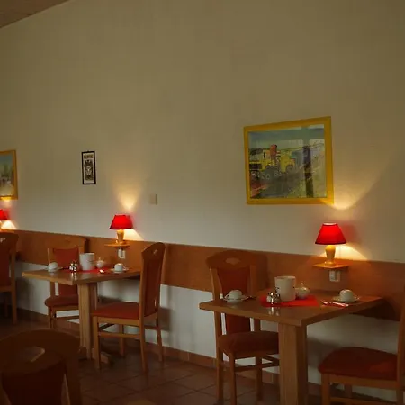 Zum Abschlepphof Guest house 2*
