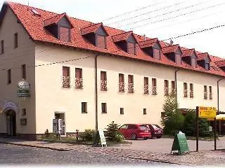 Zum Abschlepphof بيت ضيافة 3*