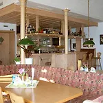 Zum Abschlepphof Vendégház 3*